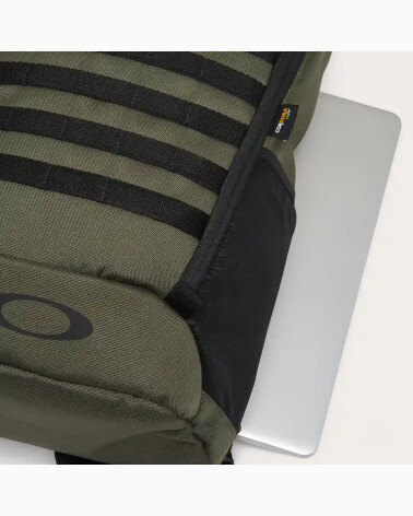 Oakley Zaino Urban Path