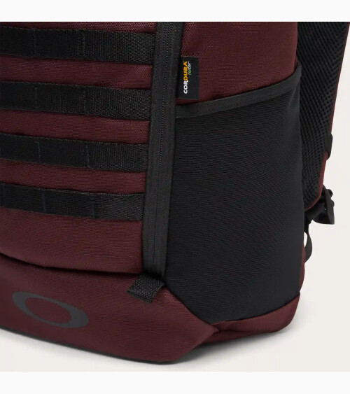 Oakley Zaino Urban Path
