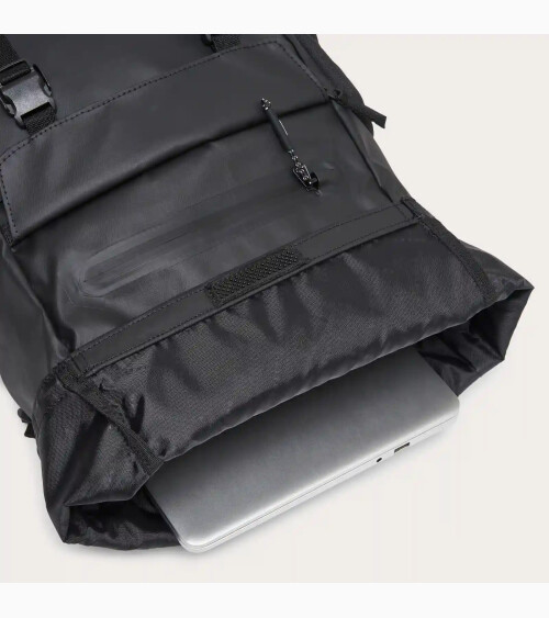 Oakley Road Trip Terrain Rollverschluss Rucksack