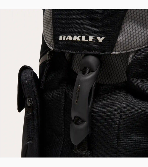 Oakley Latitude Flex Pack zaino con tasche multiple