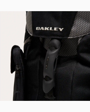 Oakley Latitude Flex Pack zaino con tasche multiple