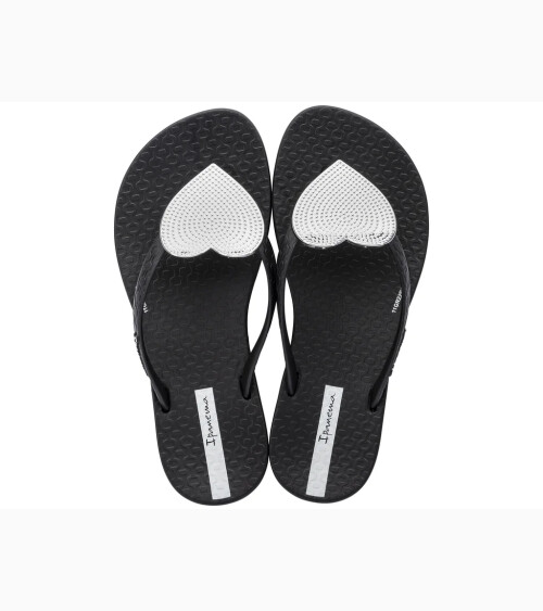 Ipanema flip-flops with heart