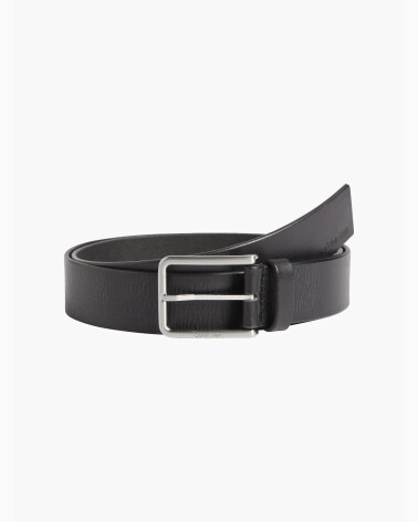 Calvin Klein cinturón de cuero con hebilla metálica