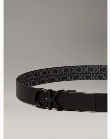 Ceinture en cuir Calvin Klein avec boucle