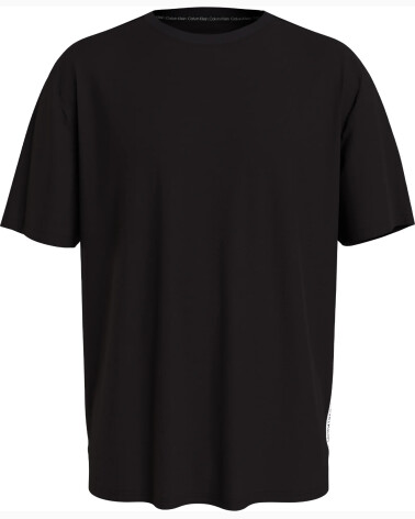 Calvin Klein T-shirt logo