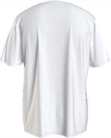 Calvin Klein T-shirt logo