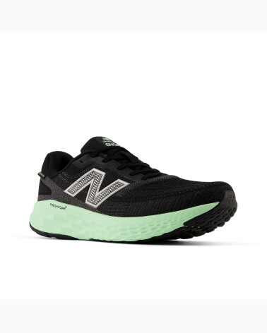 New Balance running shoes EVOZ
