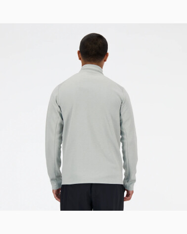 Sudadera New Balance con cremallera y cuello alto