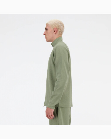 Sudadera New Balance con cremallera y cuello alto