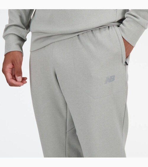 New Balance Pantalones Tech Knit