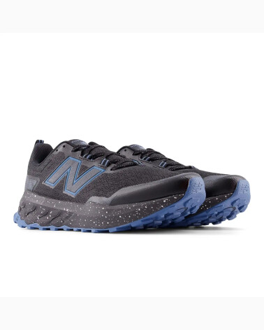 New Balance Garoe trail running shoes