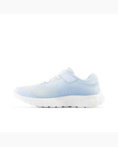 New Balance 520v8 running shoes with strap
