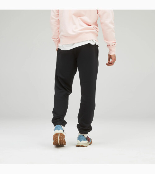 Sudadera New Balance con cremallera y bolsillos laterales