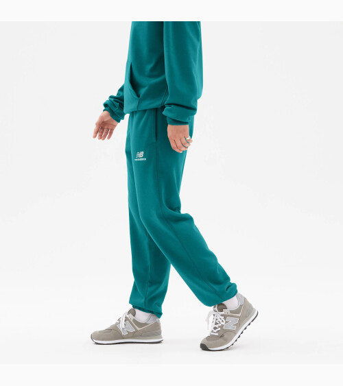 Sudadera New Balance con cremallera y bolsillos laterales