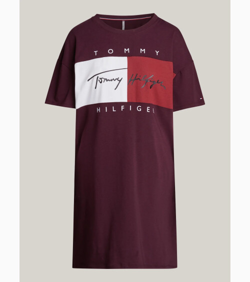 Tommy Hilfiger T-Shirt im oversized Stil mit Front-Logo