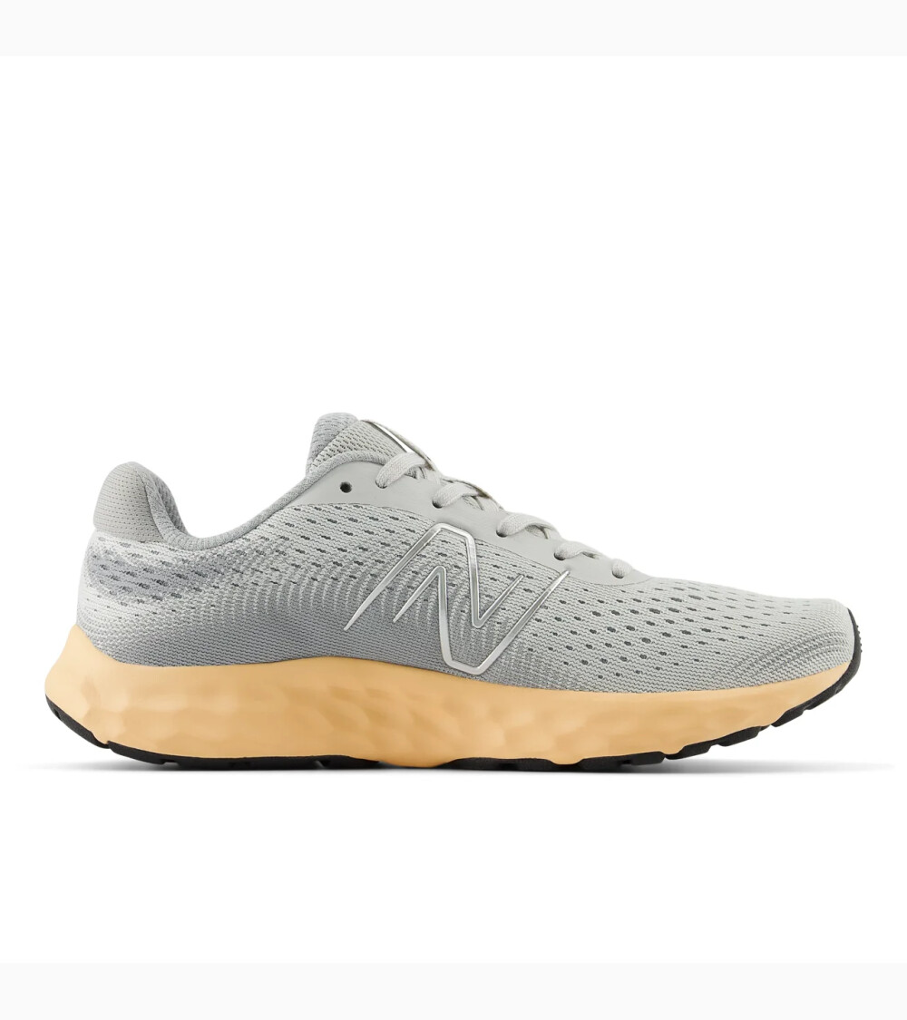 New Balance 411v3 running shoes