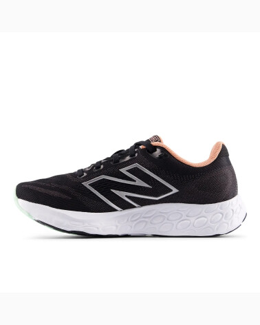 New Balance Fresh Foam 680 running shoes