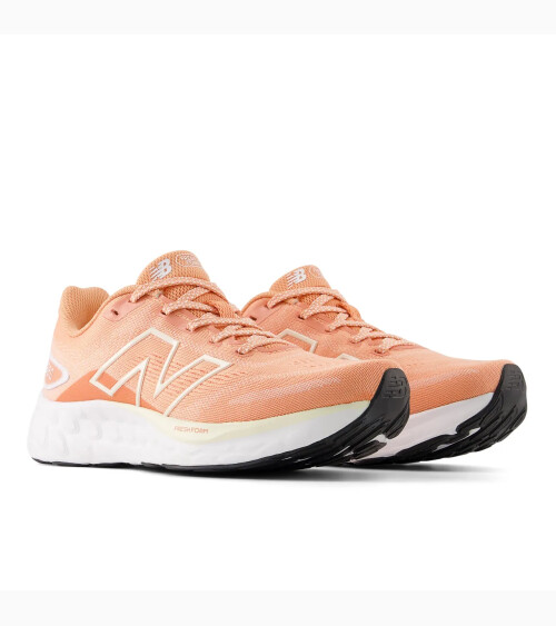 New Balance Fresh Foam 680 running shoes