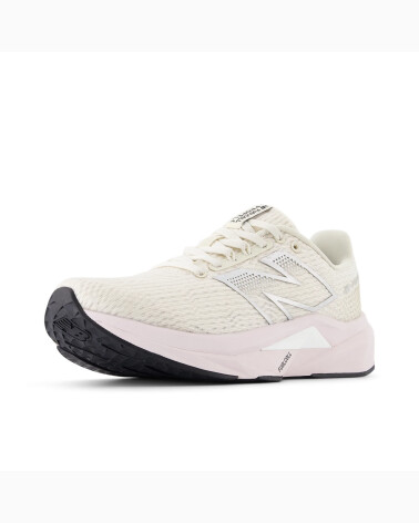 New Balance FuelCell Propel V5 Running Shoes