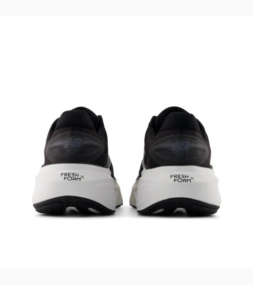 New Balance Fresh Foam X More V6 running shoes