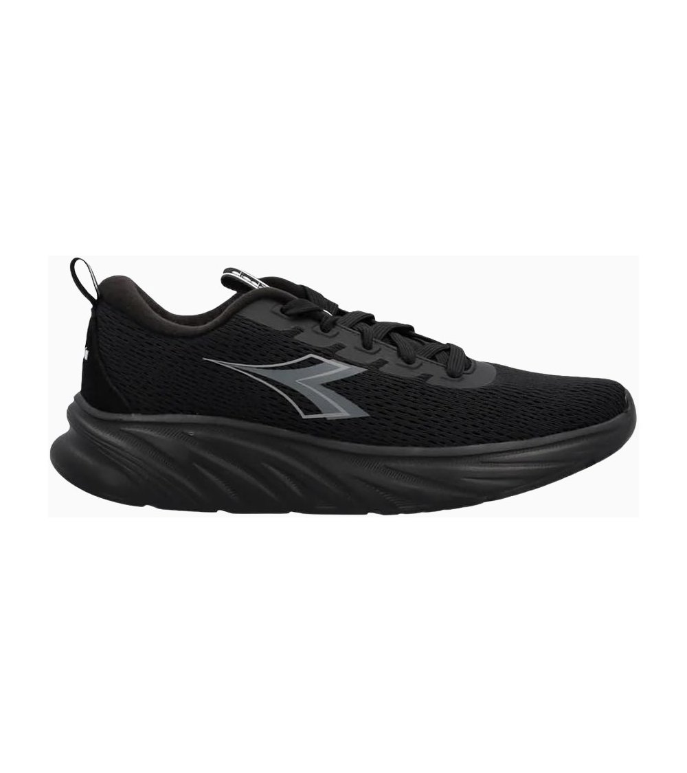 Diadora low-top sneakers in mesh
