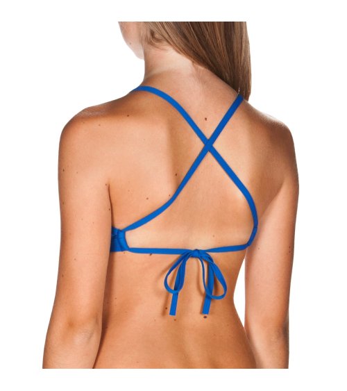 Arena bikini piscina triangolo