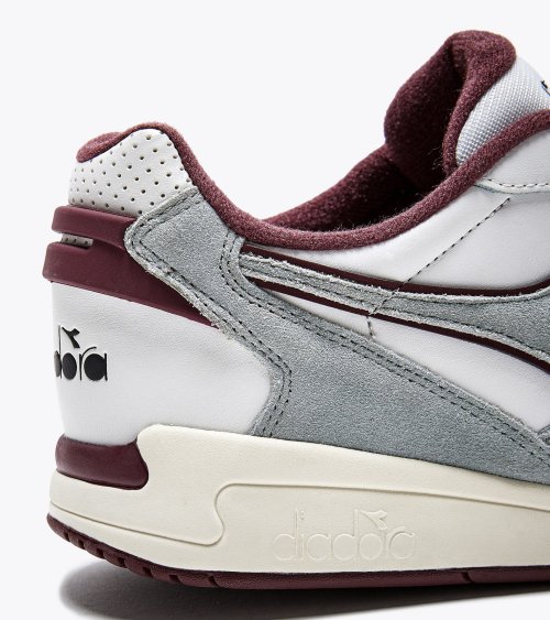 Diadora Winner baskets basses en cuir et synthétique