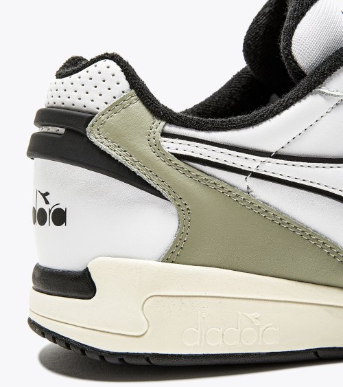 Diadora zapatillas bajas con cordones