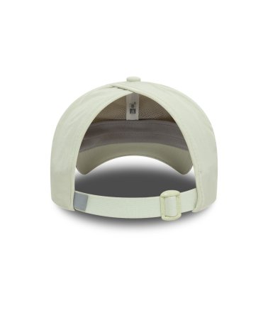 New Era cap with adjustable visor