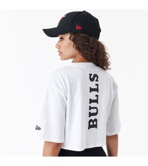 New Era Cropped Bulls T-Shirt