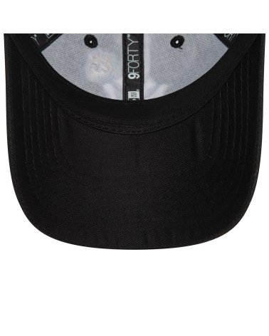 Classic New Era cap with NY logo