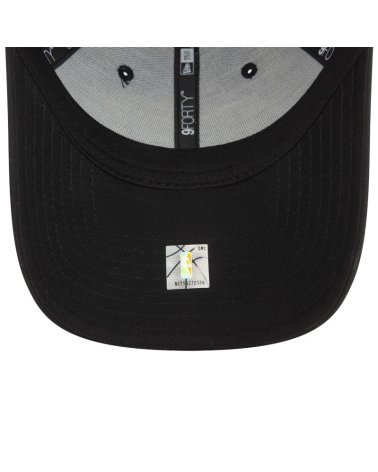 New Era Los Angeles Lakers cap with curved visor