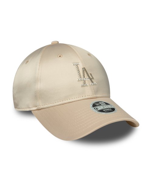 New Era 9FORTY cap with curved visor