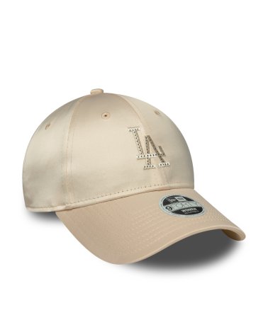 New Era 9FORTY cap with curved visor