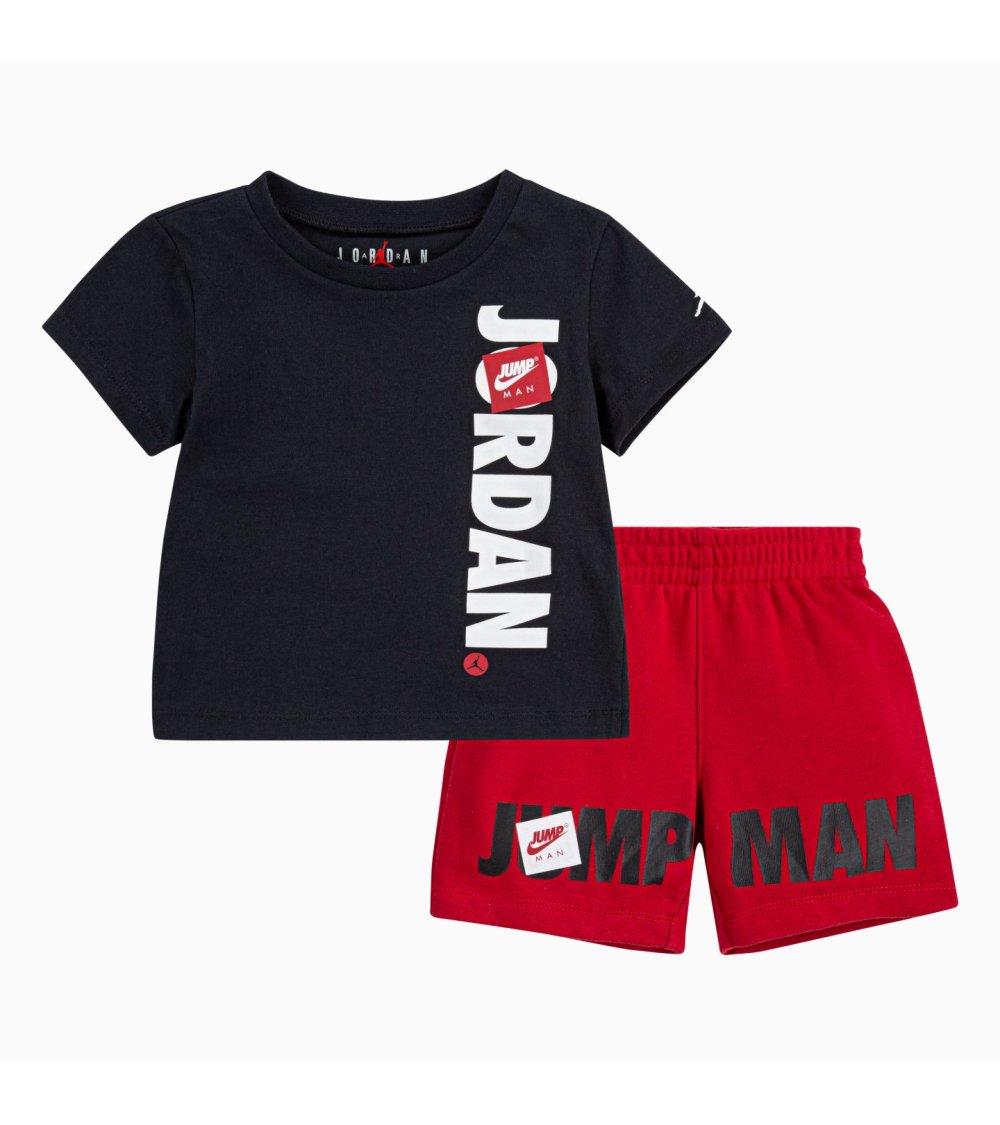 Nike completo t-shirt e pantaloncini bambino