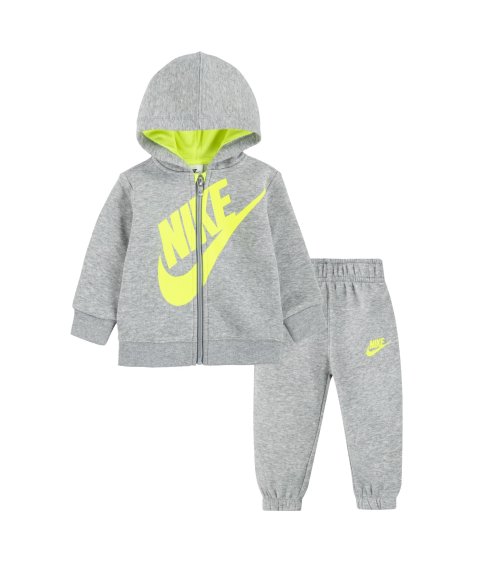 Nike survêtement avec capuche et pantalons