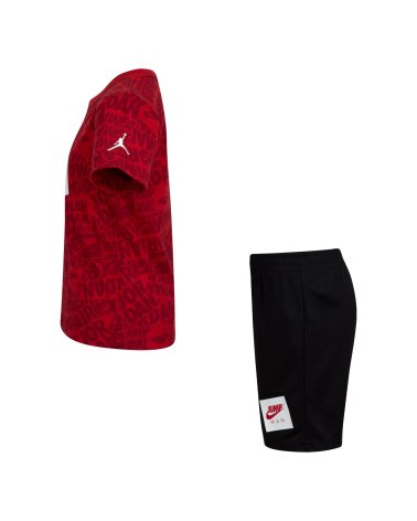 Nike tuta maglietta e pantaloni corti