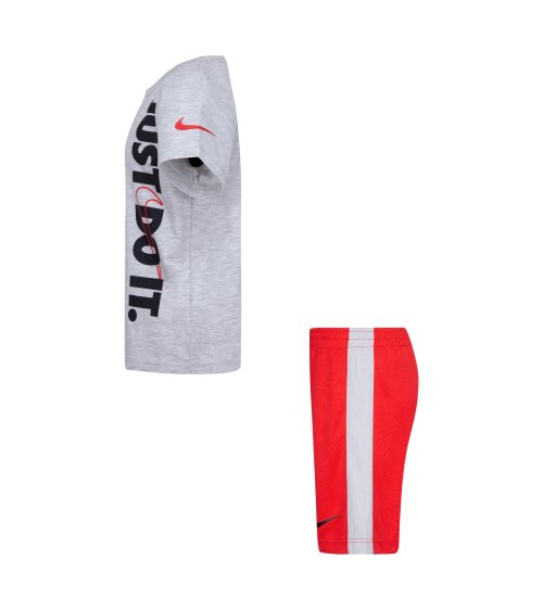 Nike completo maglietta e pantaloncini