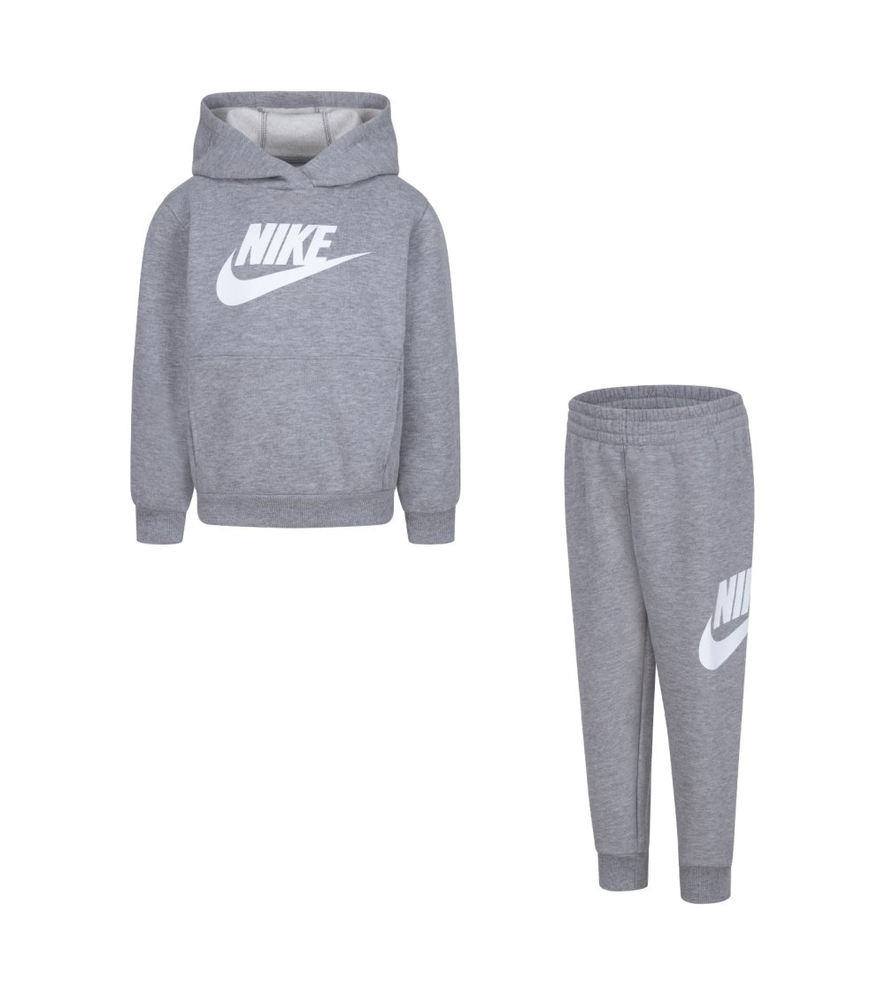 Nike chándal con capucha y pantalones