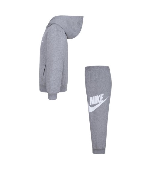 Nike chándal con capucha y pantalones