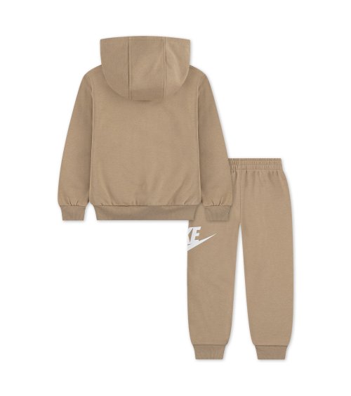 Nike chándal con capucha y pantalones