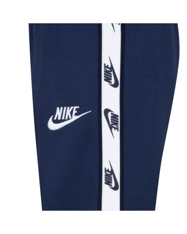 Nike Sportanzug mit Jacke und Hose