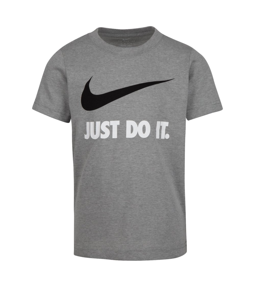 Camiseta Nike con logo y eslogan