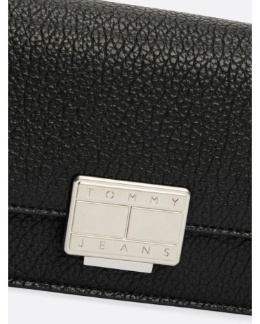 Bolso bandolera Tommy Hilfiger con solapa