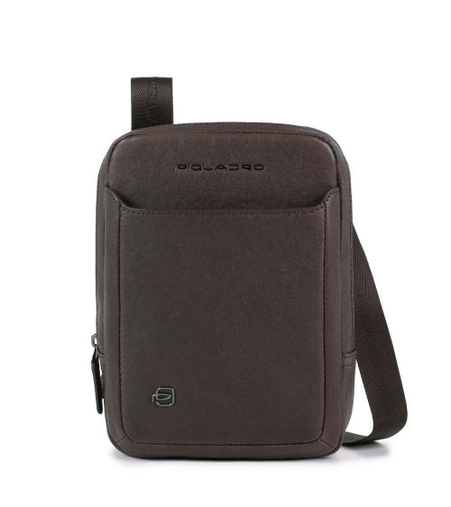 Piquadro borsa a tracolla in materiale effetto pelle