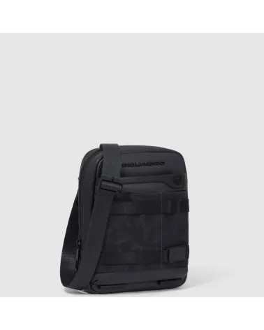 Piquadro Umhängetasche mit externen Taschen