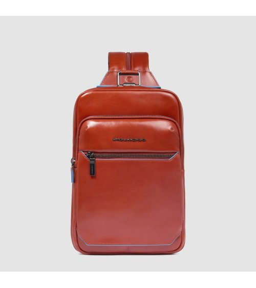 Mochila de piel Piquadro con bolsillo frontal