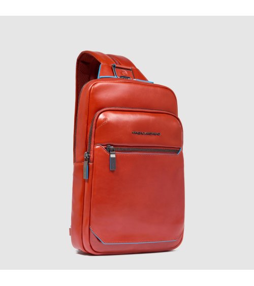 Mochila de piel Piquadro con bolsillo frontal