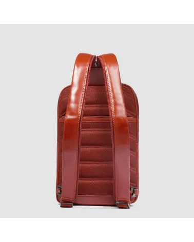 Piquadro Leder Rucksack mit Fronttasche