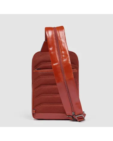 Piquadro Leder Rucksack mit Fronttasche